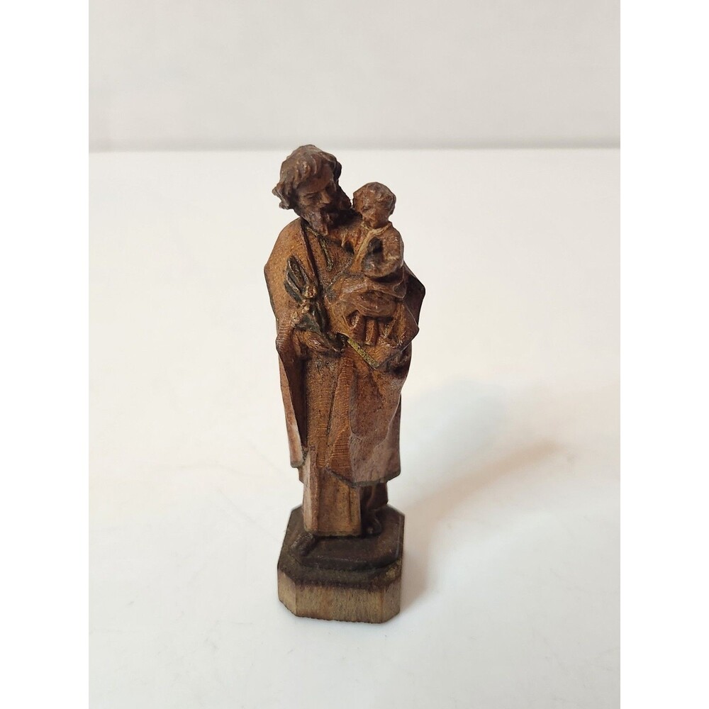 Hand Carved Joseph And Baby Jesus 3.5" Tall